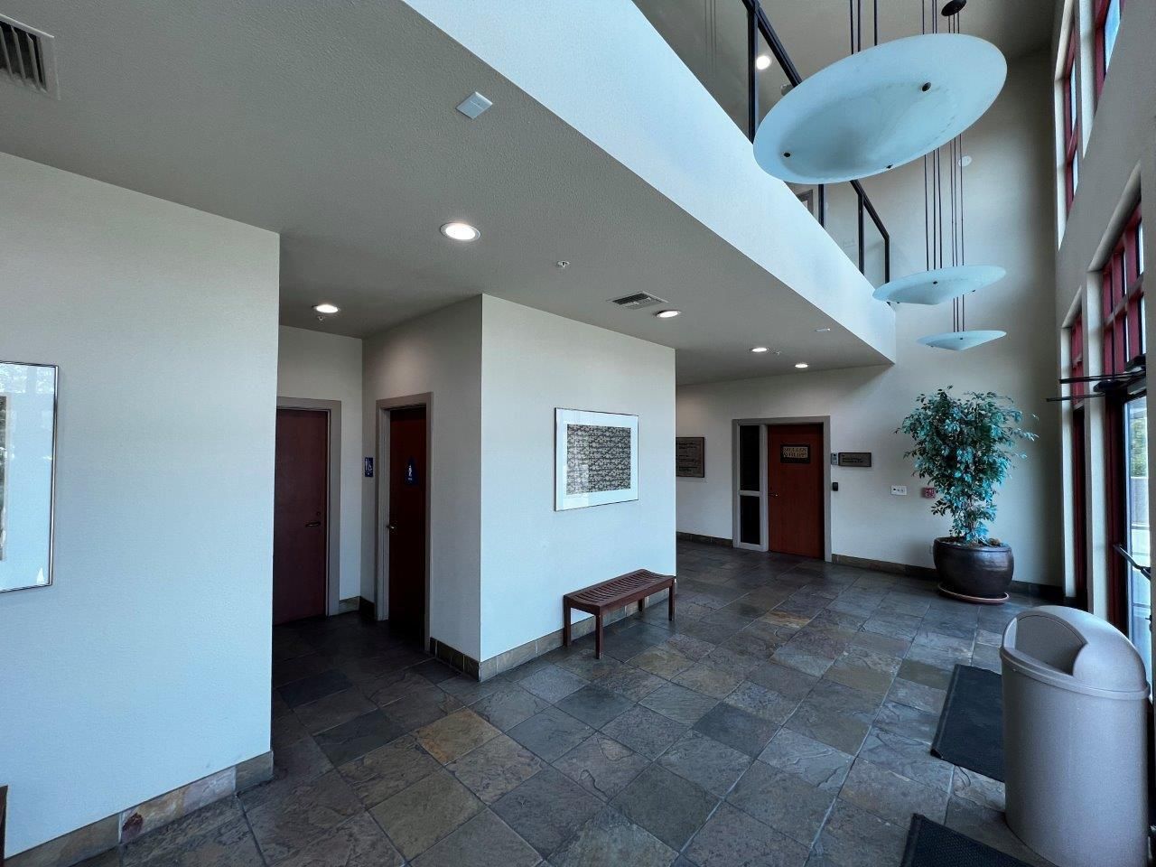 Plaza Buenaventura: 1335 Buenaventura Blvd, Redding, CA 96001